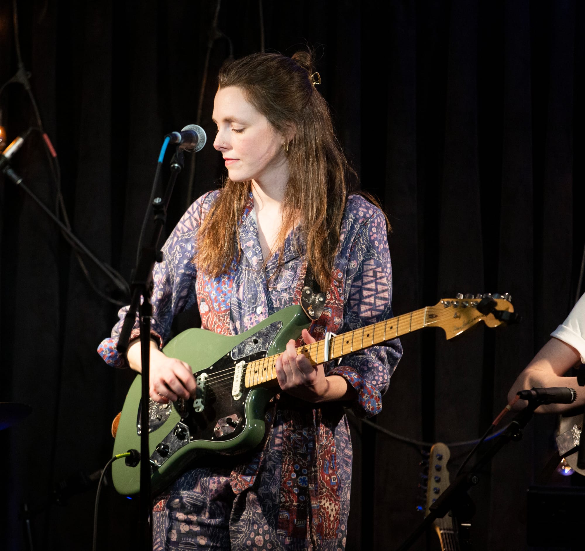 Conjuring Ethereal Magic: Lindsay Foote's Captivating Performance at Club Passim